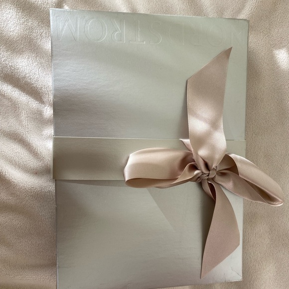 Nordstrom 100% cashmere scarf and hat set - Picture 5 of 5